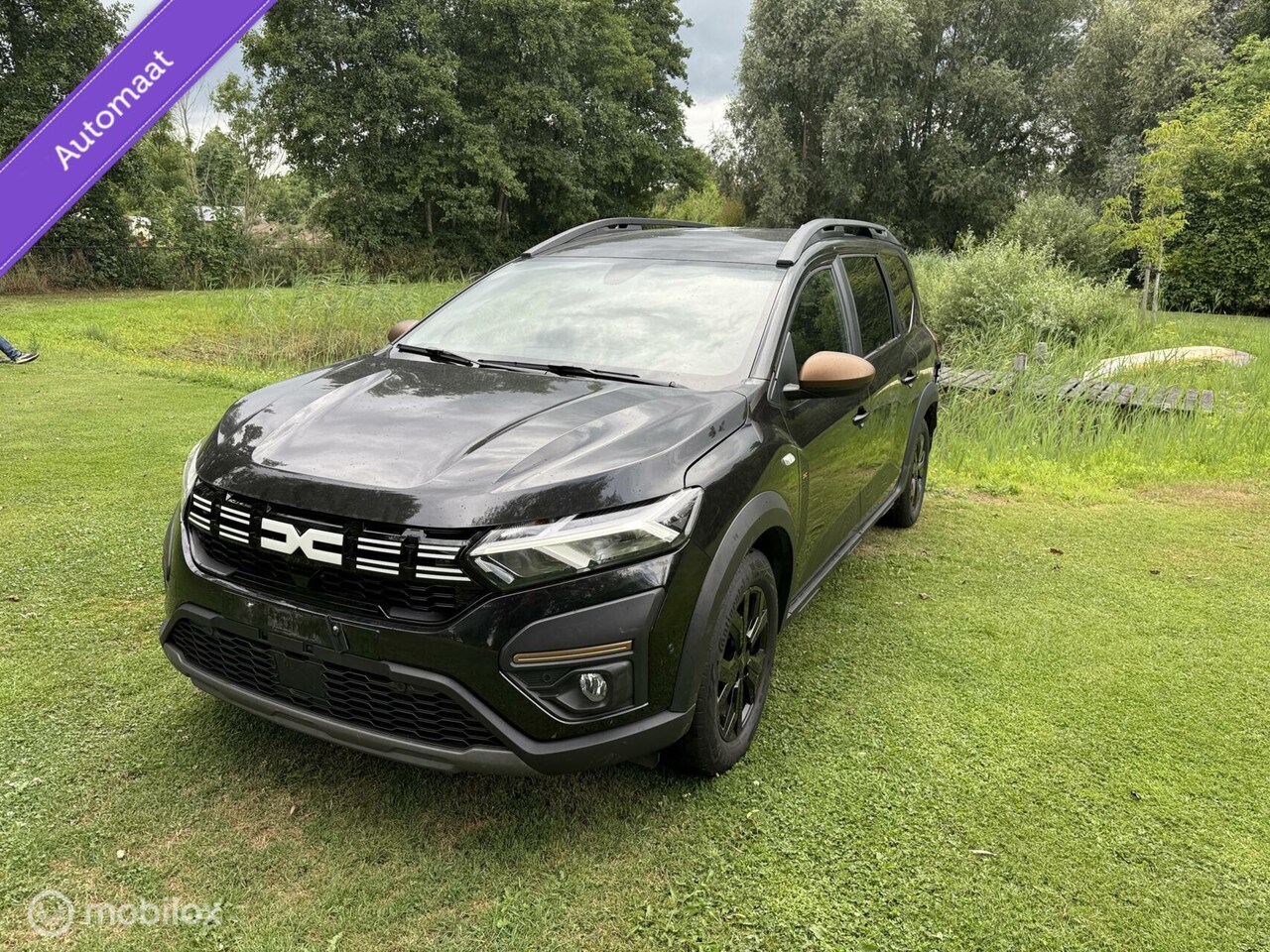 Dacia Jogger - 1.6 Hybrid 140 Extreme 5p. 1.6 Hybrid 140 Extreme 5p. - AutoWereld.nl