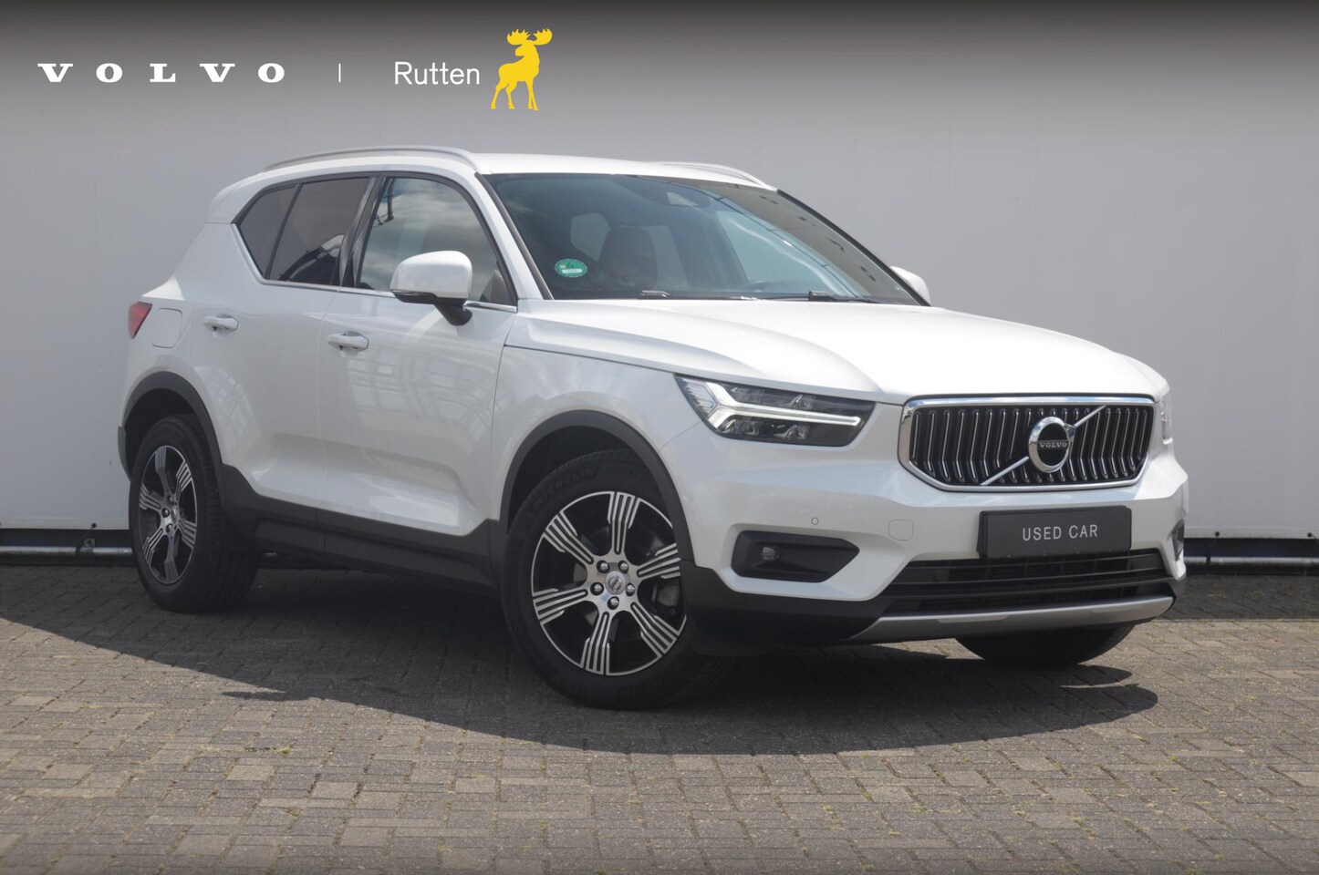 Volvo XC40 - T4 190PK Automaat Inscription / Adaptieve cruise control / Parkeersensoren met camera / BL - AutoWereld.nl