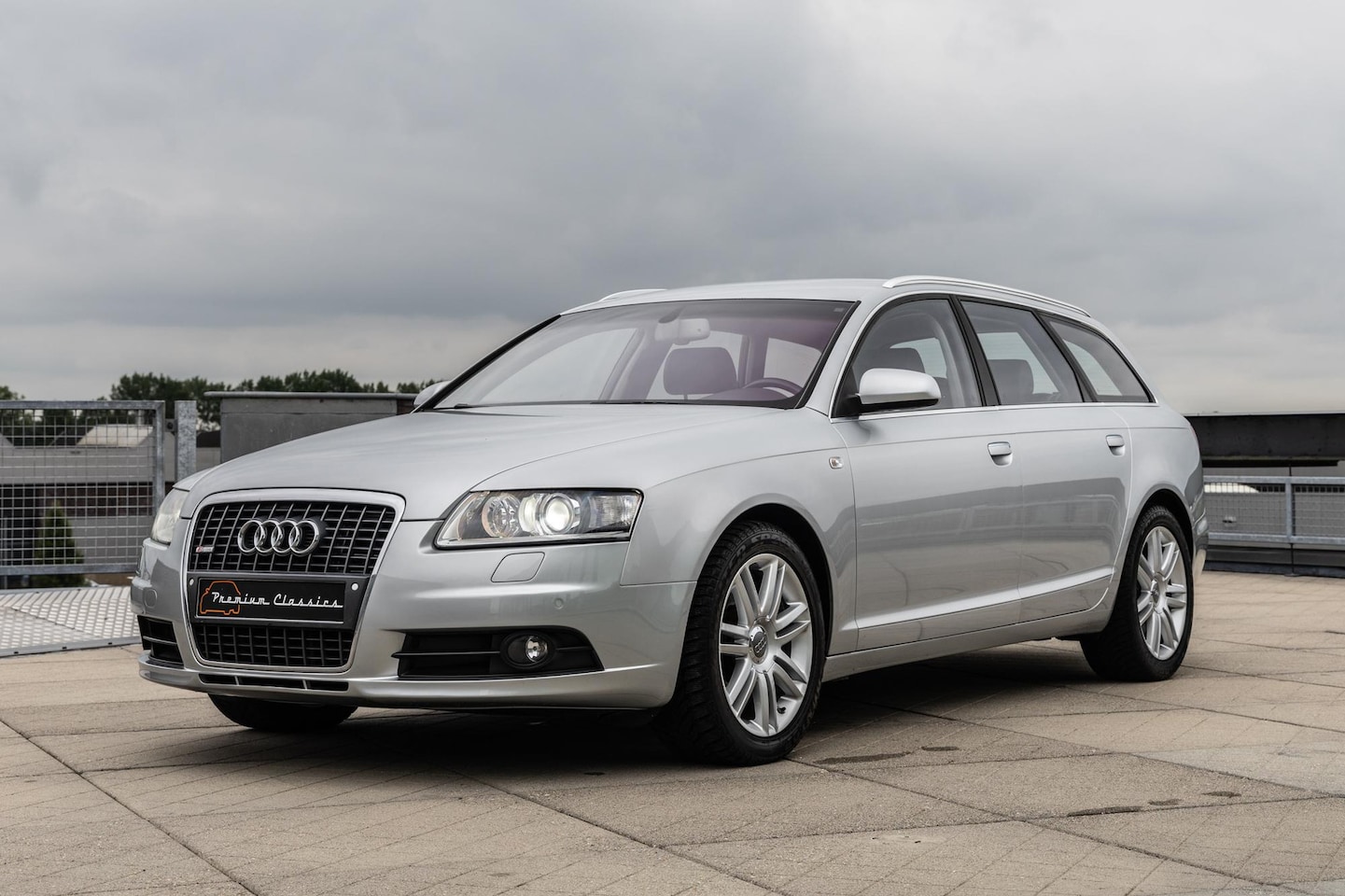Audi A6 Avant - 4.2 FSI quattro V8 | 186.000KM | DSP Audio | Stoelverwarming - AutoWereld.nl