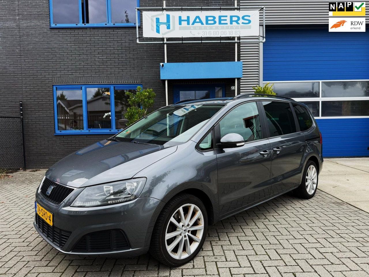 SEAT Alhambra - 1.4 TSI Reference 7p 150P|Origineel NL|Navigatie|Trekhaak|Schuifdeuren|Isofix|Climate|Star - AutoWereld.nl