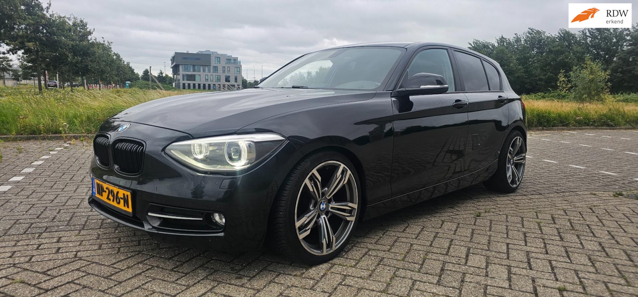 BMW 1-serie - 116d M Performance Executive - AutoWereld.nl
