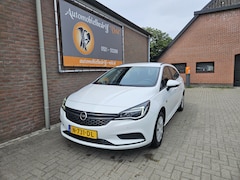 Opel Astra Sports Tourer - 1.0 Business+