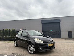 Renault Clio - 1.2-16V Collection Airco Cruise Lage km Nap✅