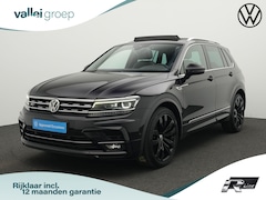 Volkswagen Tiguan - 1.5 TSI 150 pk DSG ACT Highline Business R | Panoramadak | Trekhaak | Rondomzicht camera |