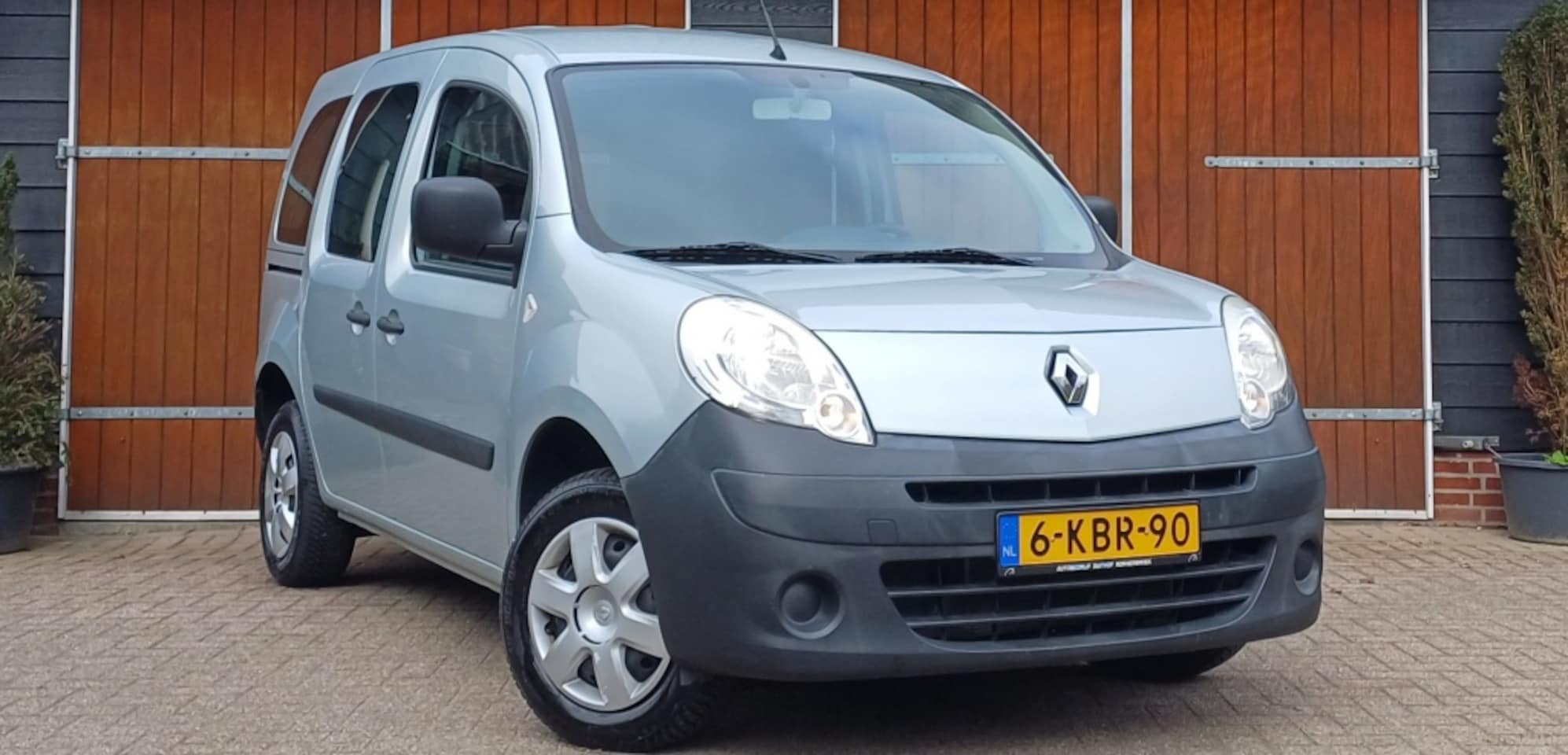 Renault Kangoo Family - 1.6 Authentique 1.6 Authentique, Airco, 5 persoons, Complete historie - AutoWereld.nl