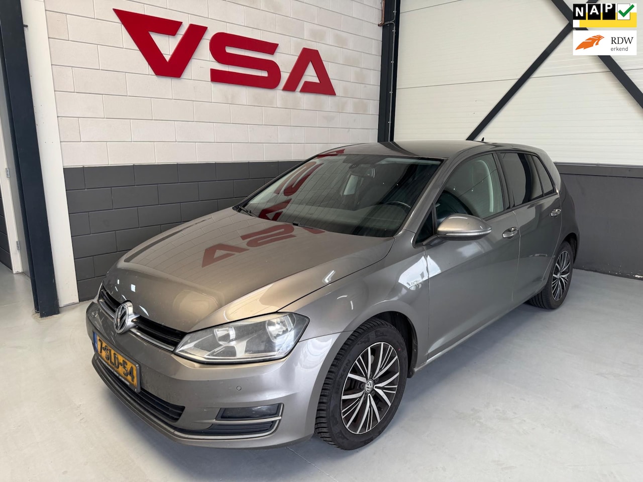 Volkswagen Golf - 1.4 TSI Highline 1.4 TSI Highline,Automaat,Trekhaak,Navi,Cruise,Lux - AutoWereld.nl