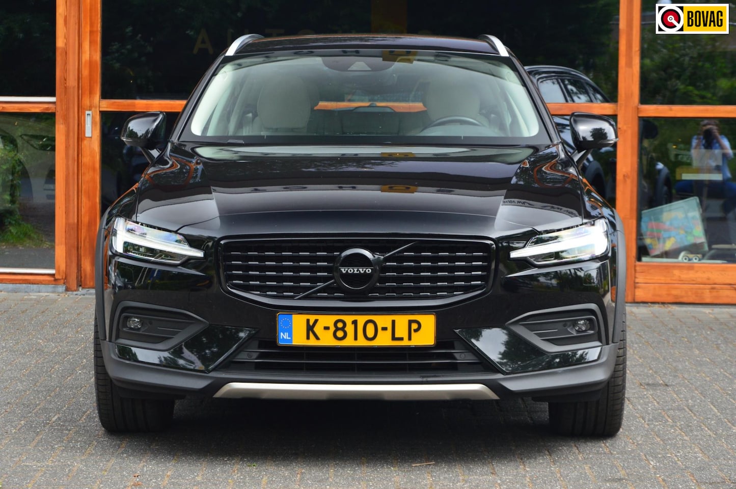 Volvo V60 Cross Country - B5 AWD | Pilot-Assist | BLIS | Stoel + Stuur Verwarmd | Camera | Dealer onderhouden | - AutoWereld.nl