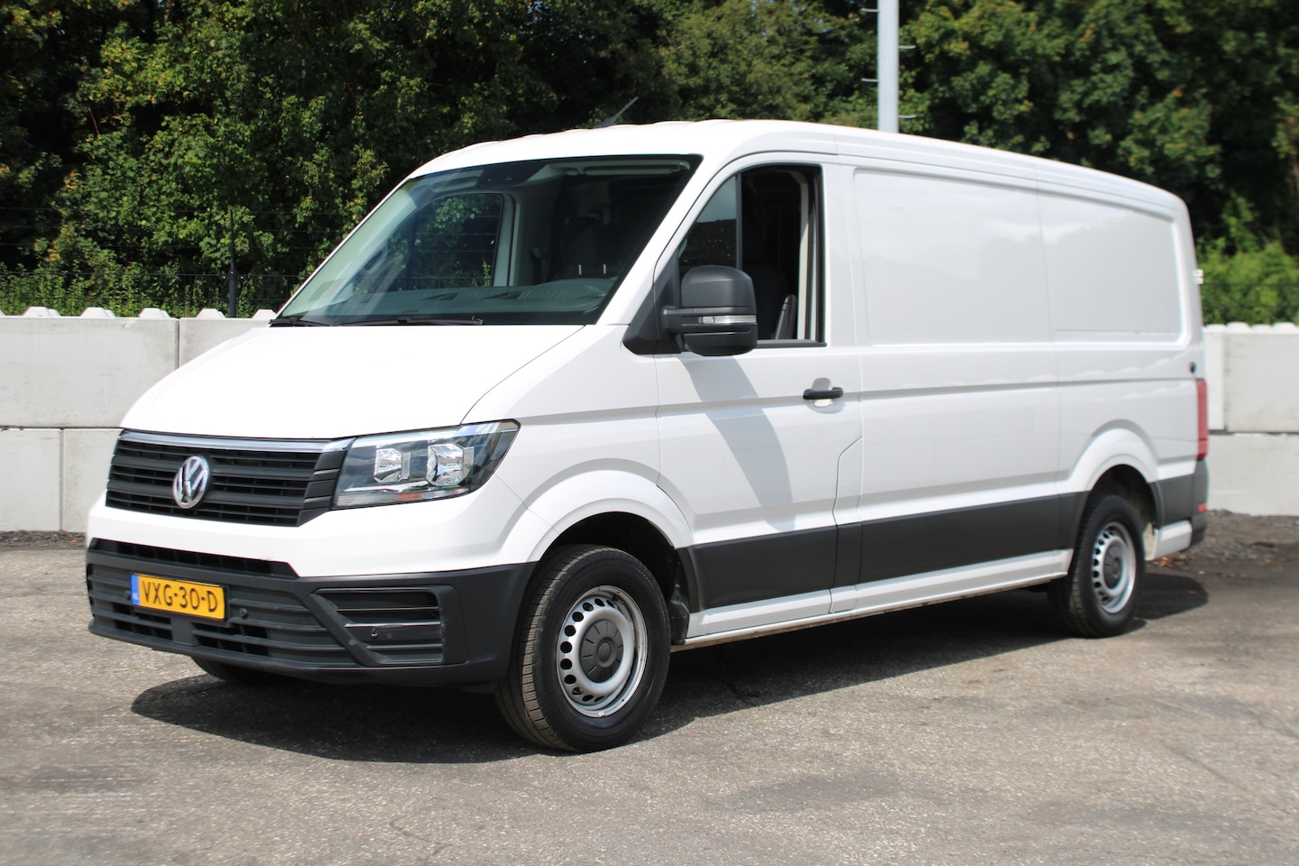 Volkswagen Crafter - 30 2.0 TDI L3H2 Comfortline 30 2.0 TDI L3H2 Comfortline - AutoWereld.nl