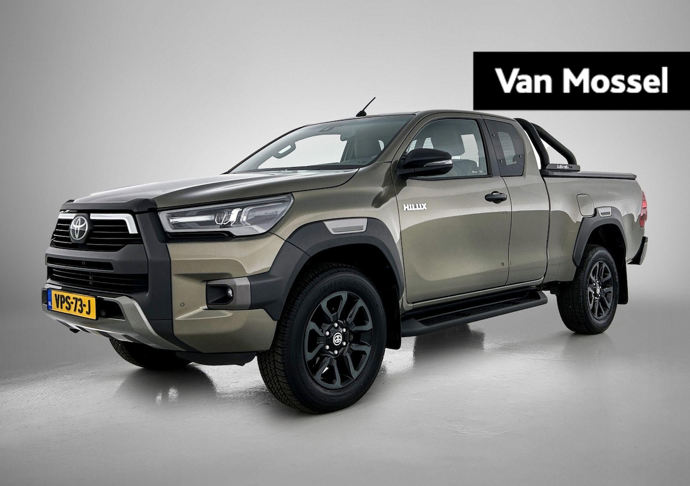 Toyota HiLux - 2.4 D-4D Xtra Cab Professional | Airco | Navigatie | Multifunctioneel stuur | Trekhaak | C - AutoWereld.nl