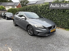 Volvo V40 - 2.0 D3 R-Design Automaat | LED | Navi | Autom. Airco | Cruise Control | LMV | Privacy Glas