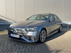 Mercedes-Benz C-klasse - 180 AMG Line Schuifdak / Sfeer verlichting / Led High Performance