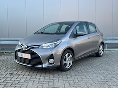 Toyota Yaris - 1.5 Hybrid Lease Camera / NAP / Dealer onderhouden