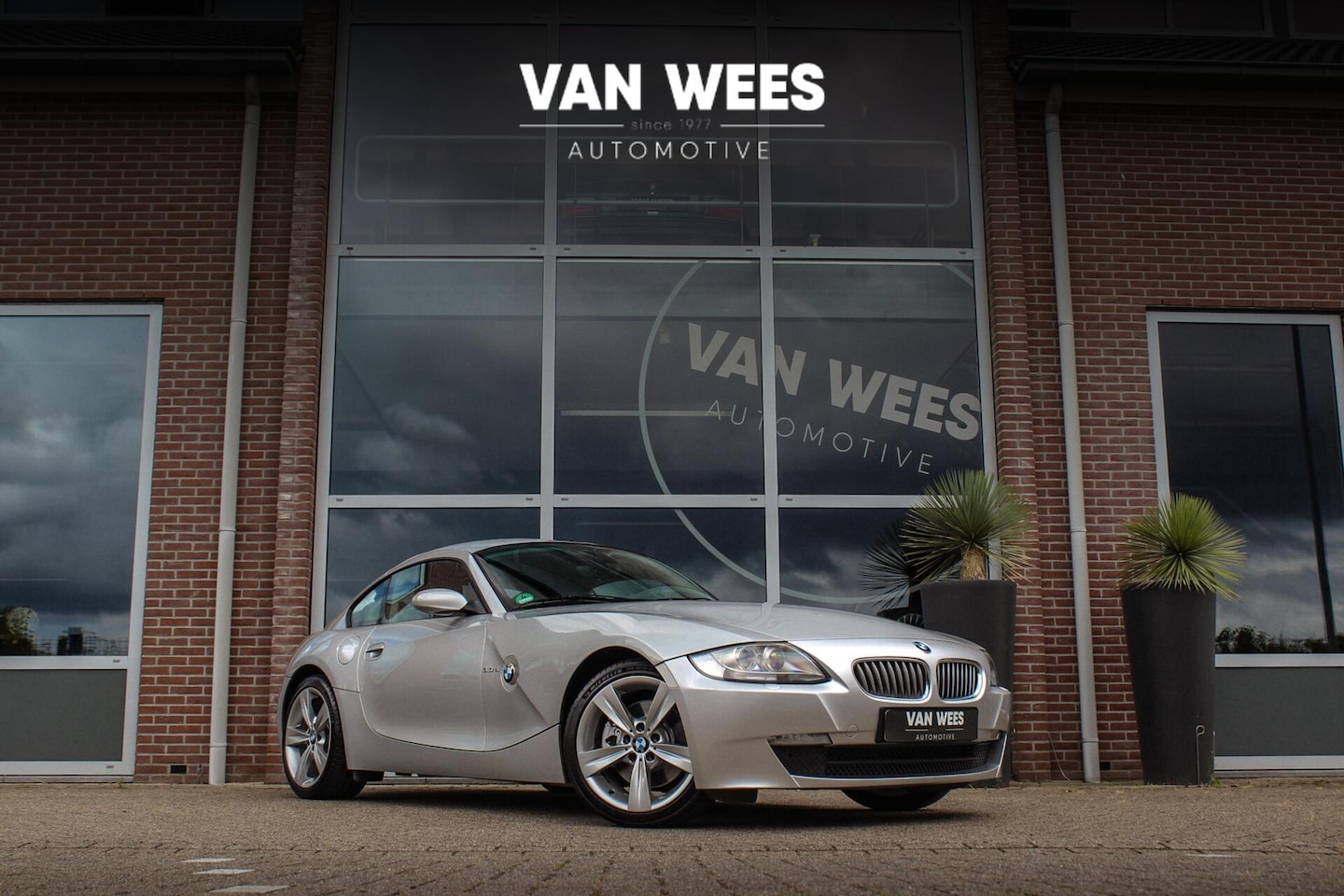 BMW Z4 Coupé - 3.0si E86 Executive | 2e eigenaar | 265 pk | Automaat | Leer | Navi | 18 inch | Xenon | Or - AutoWereld.nl