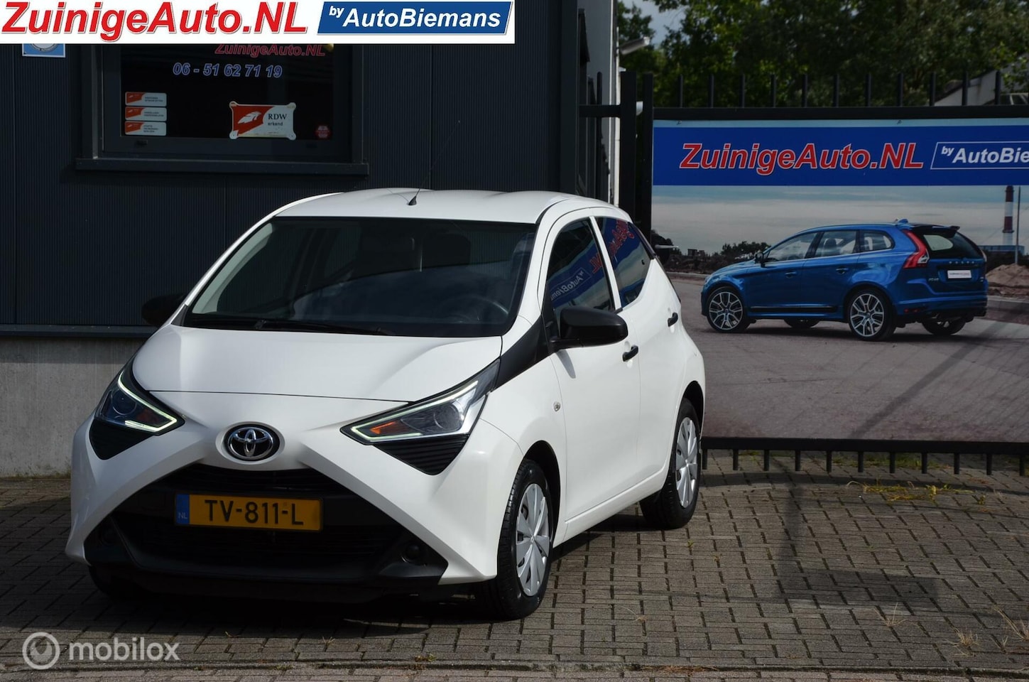 Toyota Aygo - 1.0 VVT-i x-fun met 22.694 KM Toyota dealer onderhouden - AutoWereld.nl
