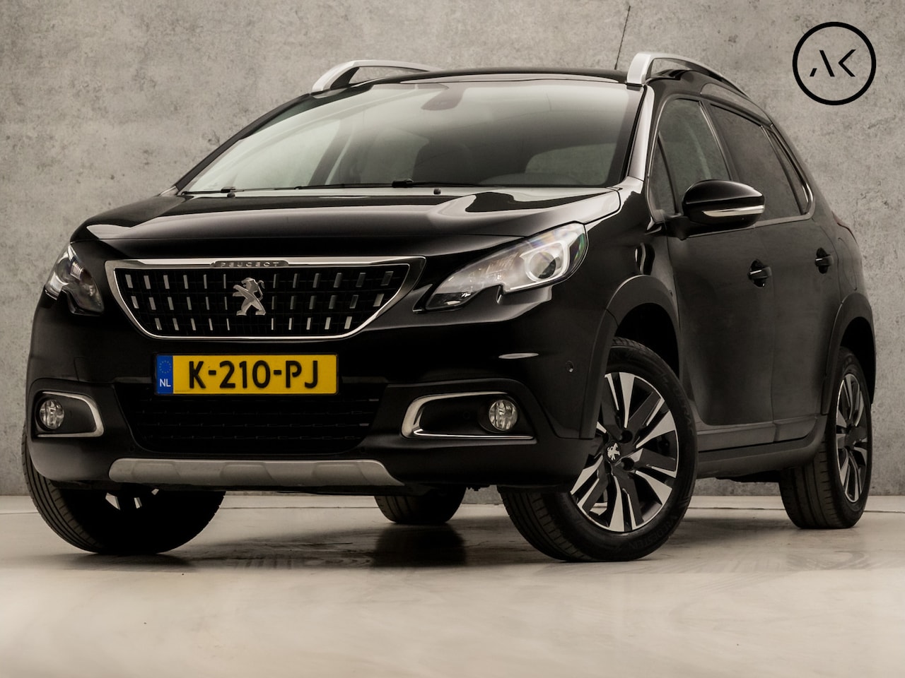 Peugeot 2008 - 1.2 PureTech Sport (PANORAMADAK, APPLE CARPLAY, NAVIGATIE, LEDER, CLIMATE, SPORTSTOELEN, L - AutoWereld.nl