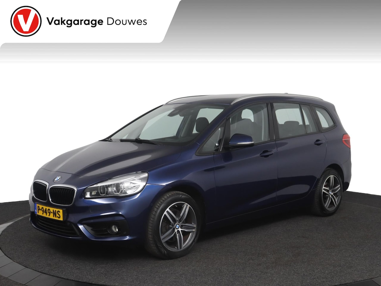 BMW 2-serie Gran Tourer - 218i Centennial High Executive 7p. | Automaat | Stoelverwarming | 360° sensoren | Trekhaak - AutoWereld.nl