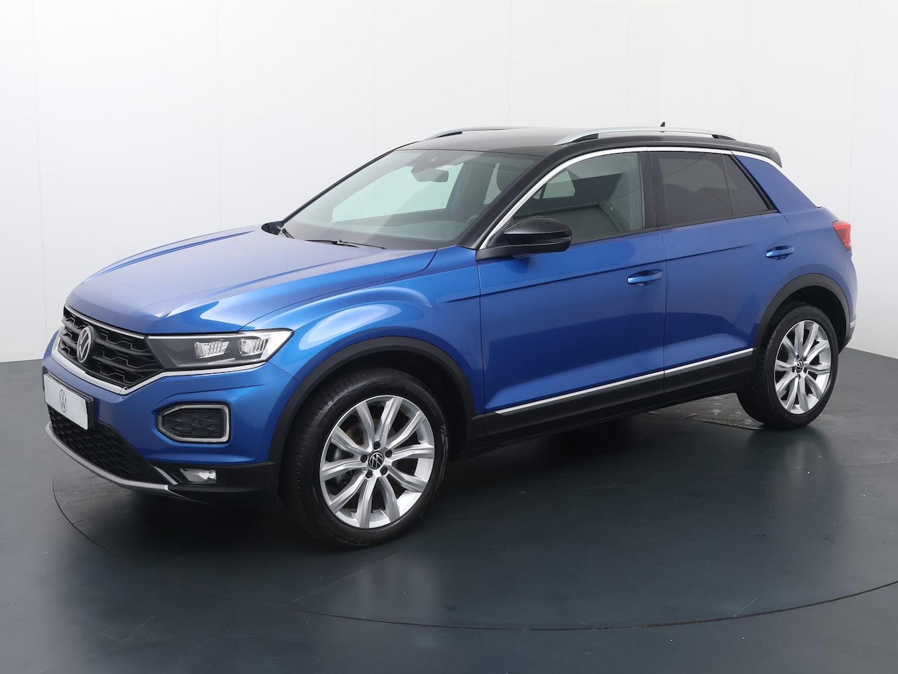 Volkswagen T-Roc - 1.5 TSI Sport Executive Sport+| | 150 Pk | Automaat | Adaptive Cruise Control | Half leder - AutoWereld.nl