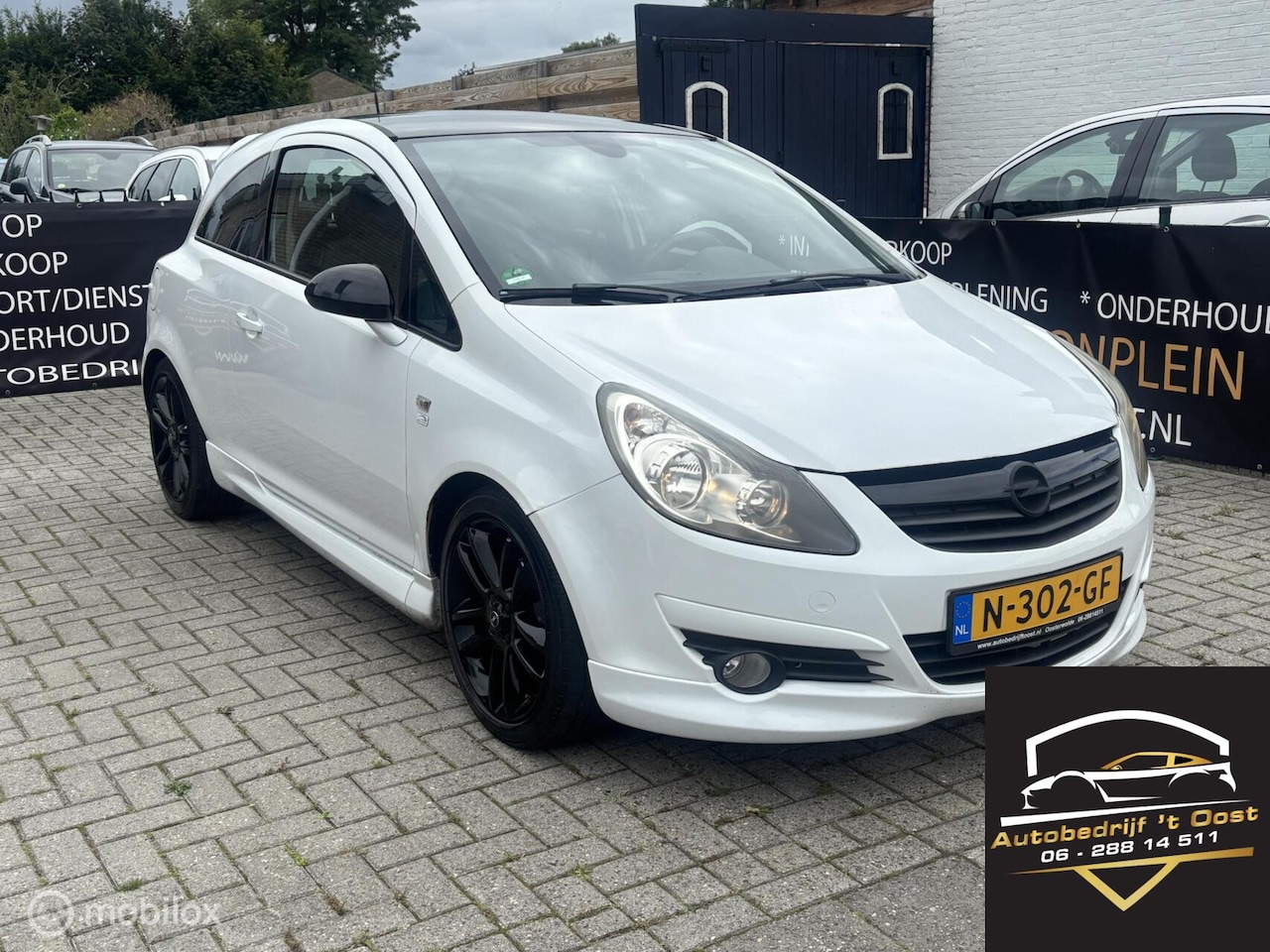 Opel Corsa - 1.4-16V Sportieve uitstraling leuke km nieuwe apk - AutoWereld.nl