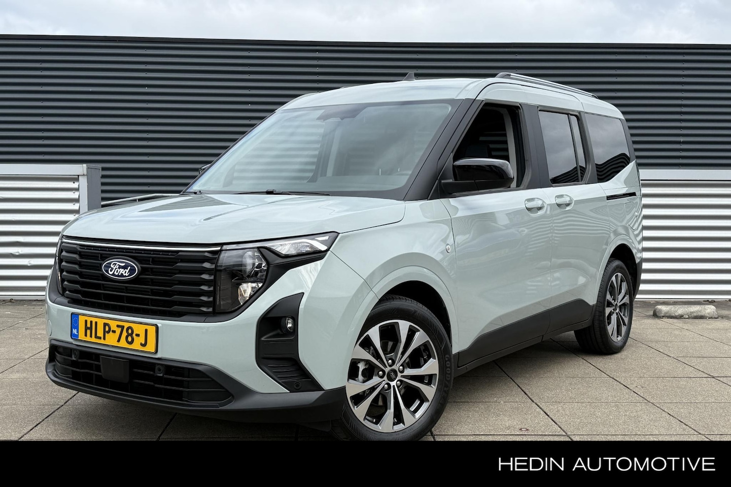 Ford Tourneo Courier - Titanium 1.0 Ecoboost - AutoWereld.nl