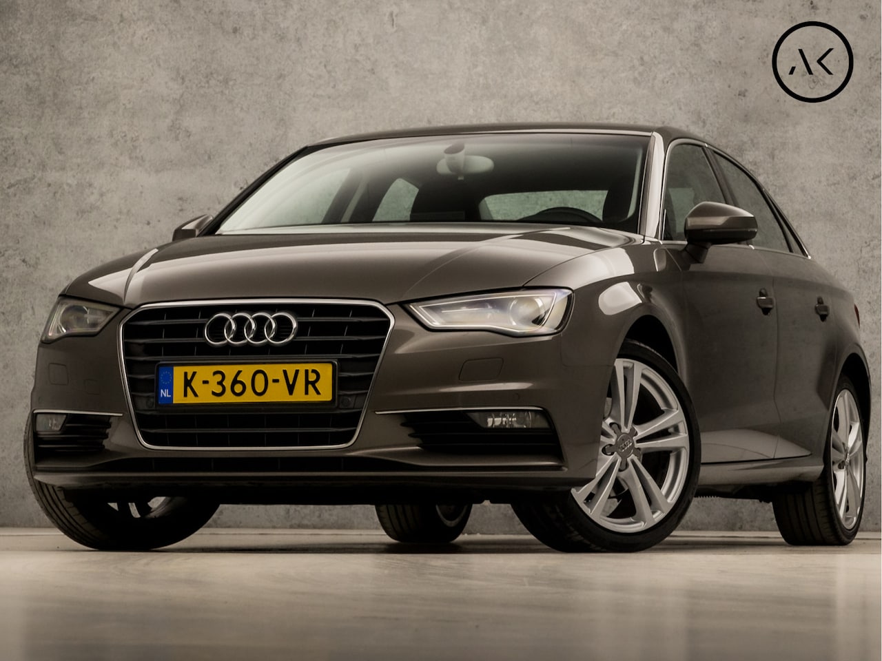 Audi A3 Limousine - 1.4 TFSI Pro Line Sport (NAVIGATIE, CLIMATE, LEDER, STOELVERWARMING, SPORTSTOELEN, PARKEER - AutoWereld.nl