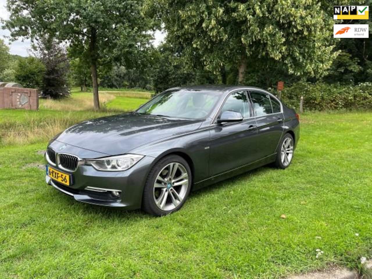 BMW 3-serie - 320i EfficientDynamics Edition High Executive 320i EfficientDynamics Edition High Executive - AutoWereld.nl