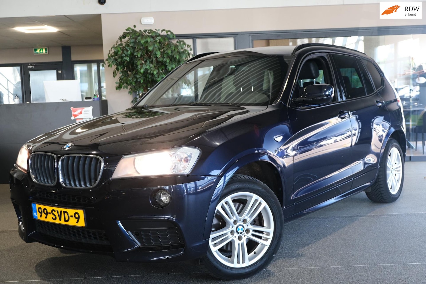 BMW X3 - XDrive20i Executive M Pakket Navi Cruise PDC Trekhaak - AutoWereld.nl