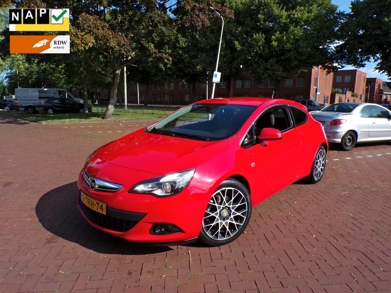 Opel Astra GTC - 1.4 Turbo Sport NL AUTO ORGINELE KM MET NAP....... 170PK.... - AutoWereld.nl