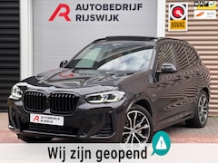 BMW X3 - XDrive30e High Executive M stoelen/Laser/Pano/HuD