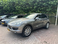 Porsche Cayenne - 4.8 S Youngtimer Pano Xenon Navi Clima Leder Camera PDC Memoryseat APK 01-2026