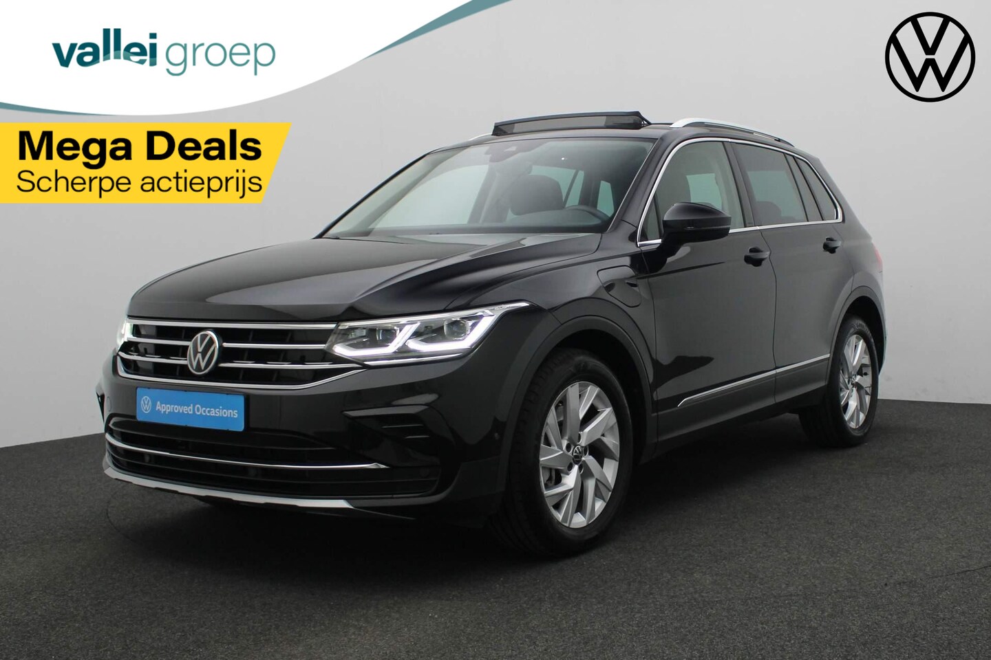 Volkswagen Tiguan - 1.4 TSI 245PK DSG eHybrid Elegance | Pano | IQ Light | Camera | Navi | ACC | Keyless | 18 - AutoWereld.nl
