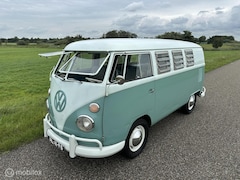 Volkswagen T1 - Bus