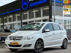 Mercedes-Benz B-klasse - 180 Airco Trekhaak Nieuwe APK Dealeronderhouden Topstaat BlueEFFICIENCY
