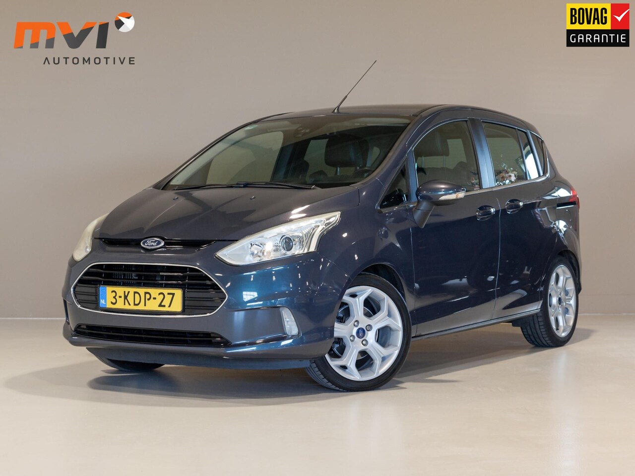 Ford B-Max - 1.0 EcoBoost Titanium / 101pk / Panorama dak / Half leder / - AutoWereld.nl