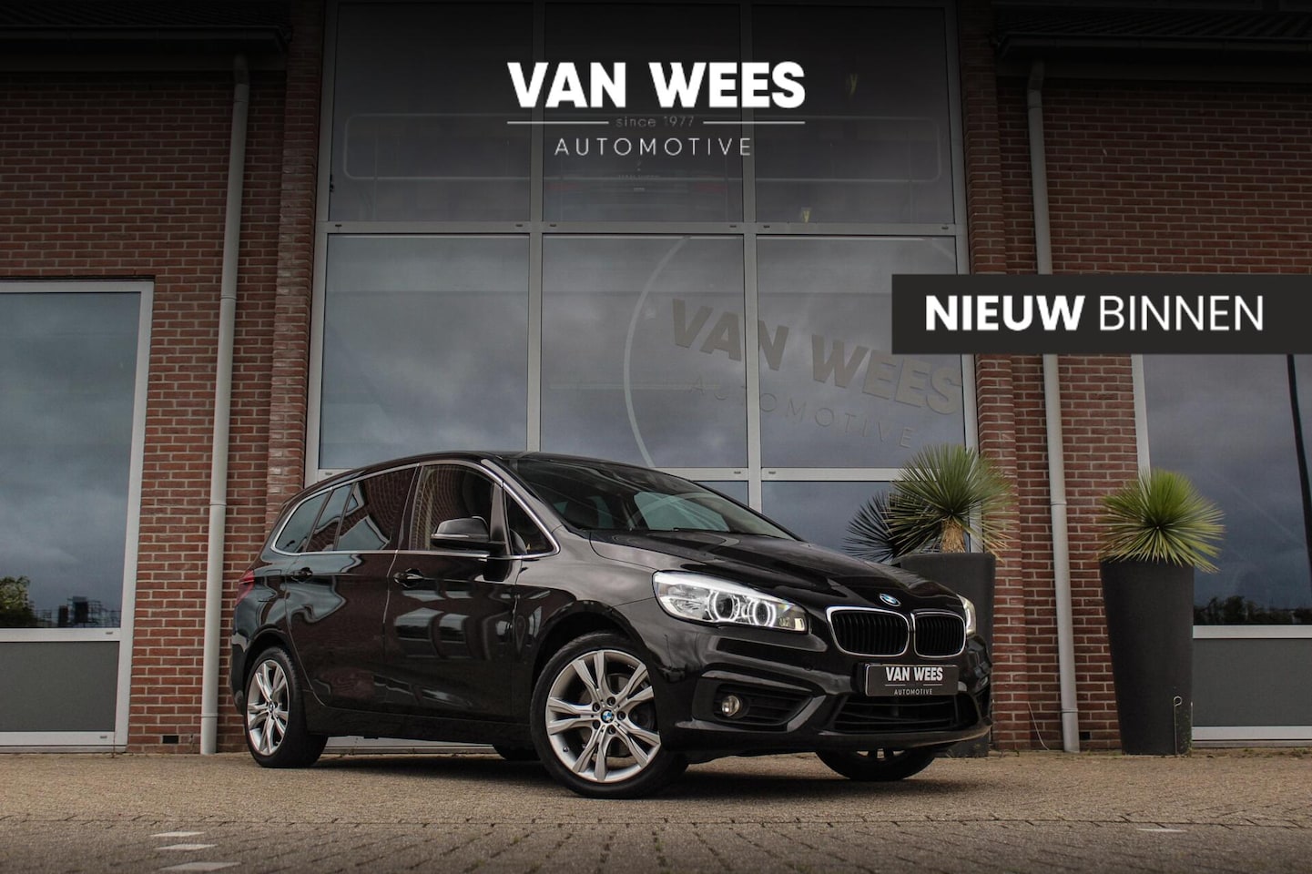 BMW 2-serie Gran Tourer - 218i F46 Centennial Executive 7 persoons | Origineel NL | 18 inch | LED | Trekhaak | PDC | - AutoWereld.nl