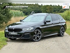 BMW 5-serie Touring - 530e xDrive M sport Pano ACC Harman Kardon Surround Carplay Head up