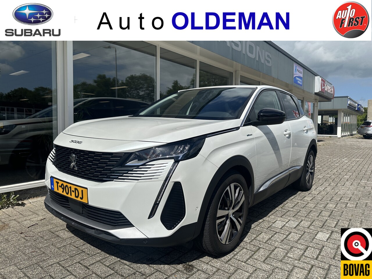 Peugeot 3008 - 1.6 HYbrid 225 Road Trip NAVI,360 CAMERA,CARPLAY,CRUISE - AutoWereld.nl