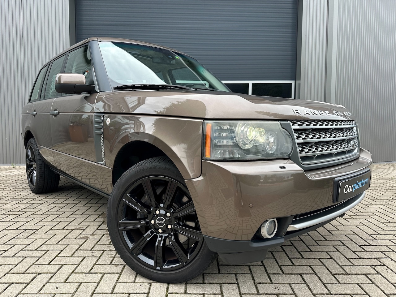 Land Rover Range Rover - 5.0 V8 Supercharged Autobiography | Youngtimer | Complete historie | 2de eigenaar - AutoWereld.nl
