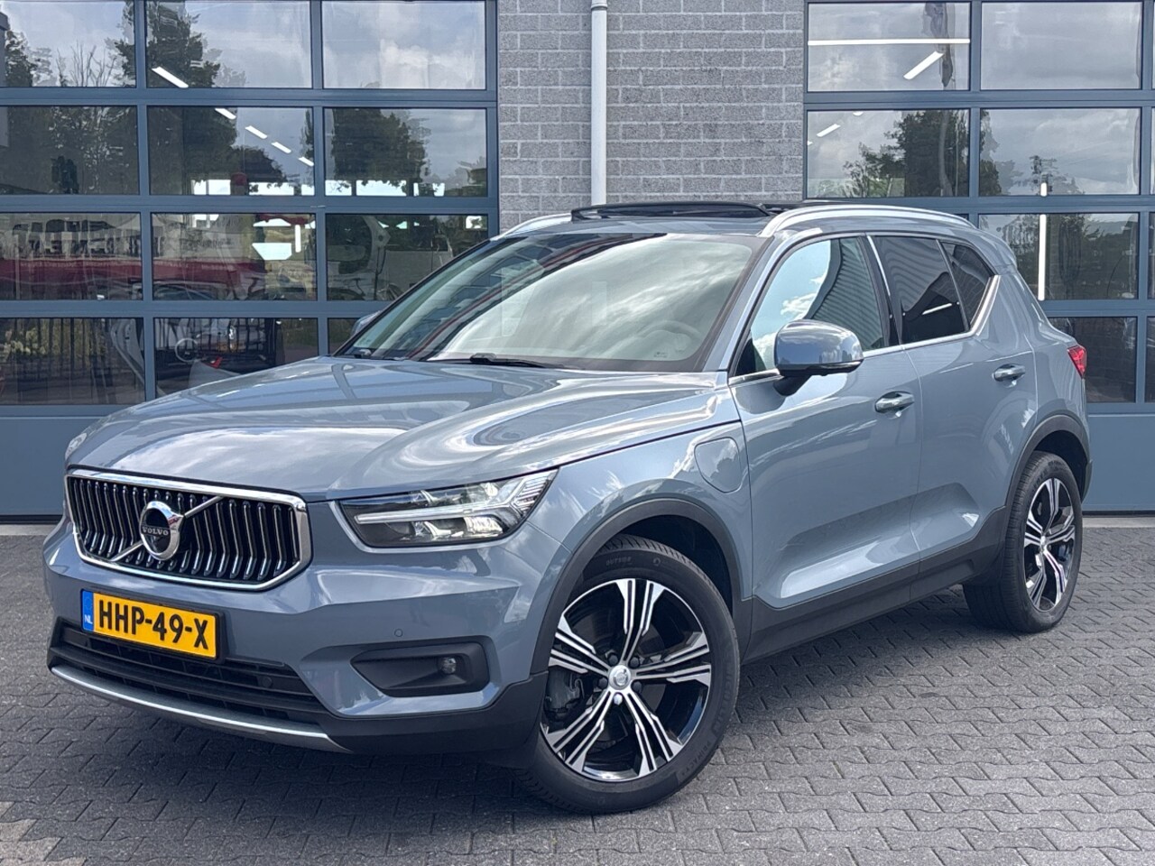 Volvo XC40 - 1.5 T4 Recharge Inscription | SCHUIFDAK | STOEL/STUURVERWARMING | - AutoWereld.nl