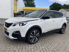 Peugeot 5008 - 1.2 PureT GT-Line 7 Persoons Trekhaak Panoramadak LED