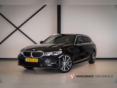 BMW 3-serie Touring - 330i Sport Line | Live Cockpit Prof. | Camera | HiFi | 18" | Sfeerverlichting | NL-Auto |