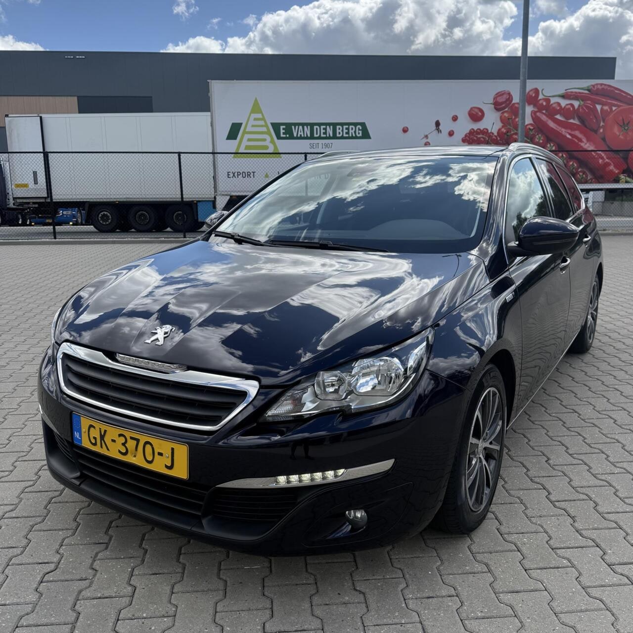 Peugeot 308 SW - 1.2 Allure | Navi | Cruise Control | NW APK ! - AutoWereld.nl