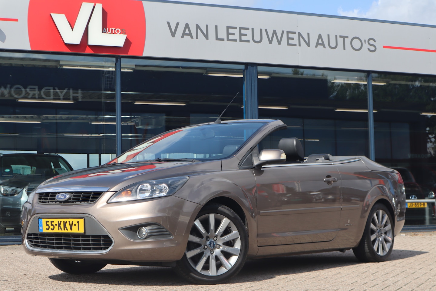 Ford Focus Coupé-Cabriolet - 2.0 Trend | Nieuw Binnen! | Zo Mee | Lees Tekst | Read Text - AutoWereld.nl