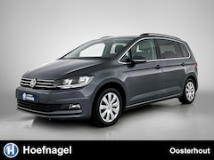 Volkswagen Touran - 1.5 TSI Comfortline Business 7p Automaat | Adaptive Cruise Control | Trekhaak | Stoelverwa