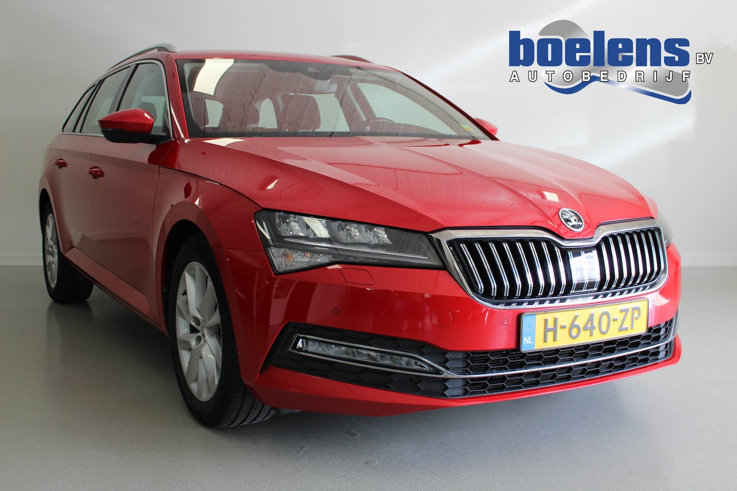 Skoda Superb Combi - 2.0 TDI Business Edition | CANTON-AUDIO | 150PK | STOEL-VERW | ACC | BLINDSPOT | KEYLESS | - AutoWereld.nl