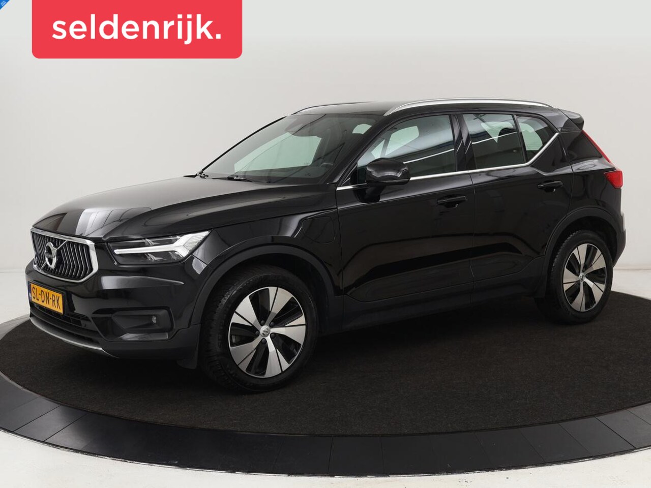 Volvo XC40 - 1.5 T4 Recharge Inscription Expression | Camera | Carplay | Navigatie | Keyless | Full LED - AutoWereld.nl