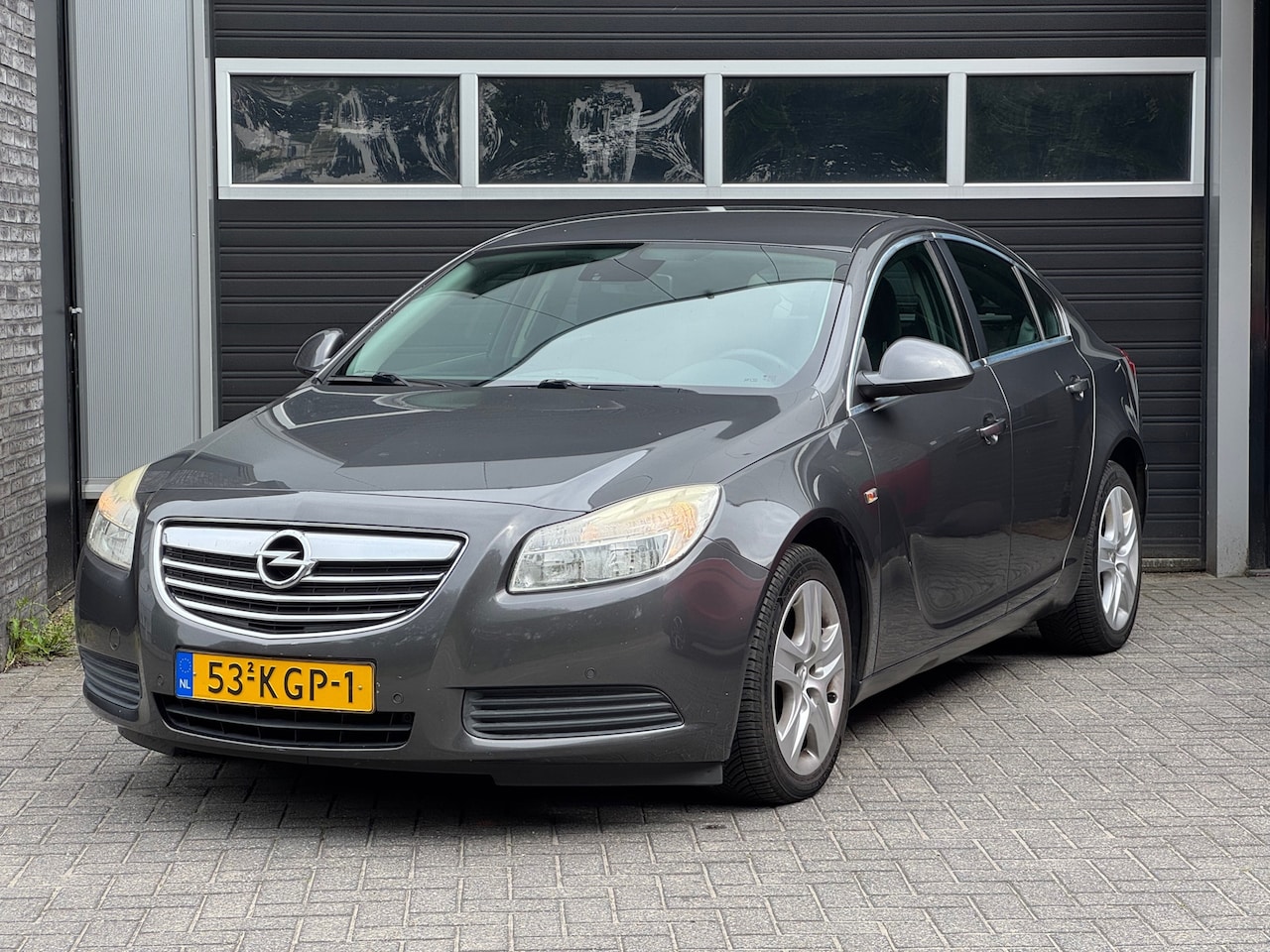 Opel Insignia - 1.6 T Edition Navi, Climate, Cruise Control ,NAP - AutoWereld.nl