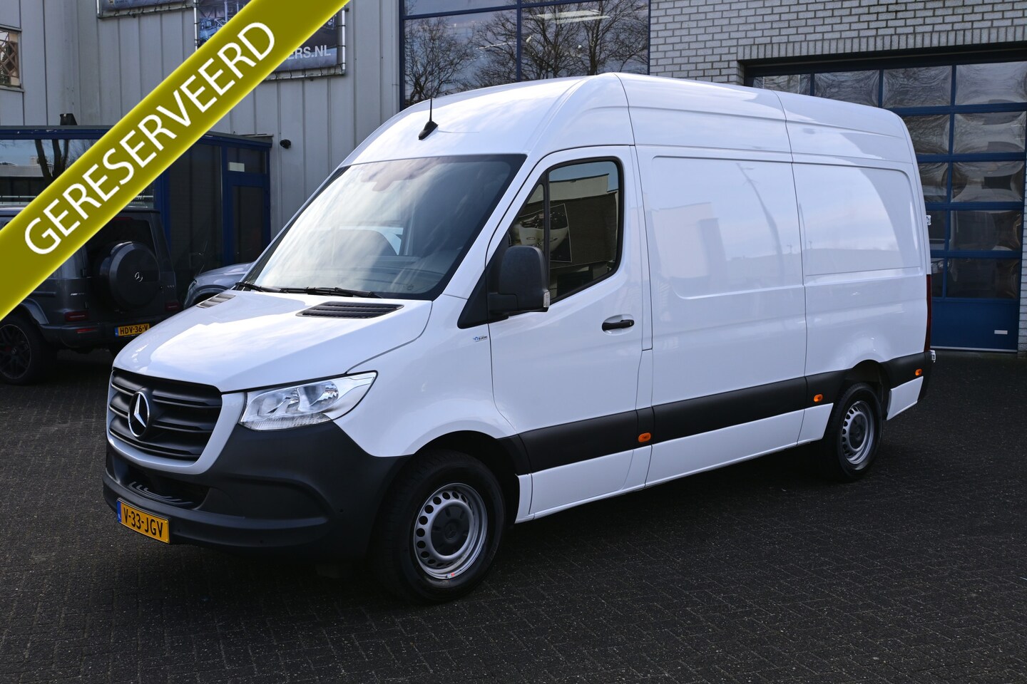 Mercedes-Benz Sprinter - 317 CDI L2H2 RWD 3500kg Trekhaak, MBUX met camera, Apple Carplay/Android Auto - AutoWereld.nl