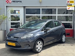 Ford Fiesta - 1.25 Limited / Airco / 5-Drs/ Trekhaak / Goed onderhouden