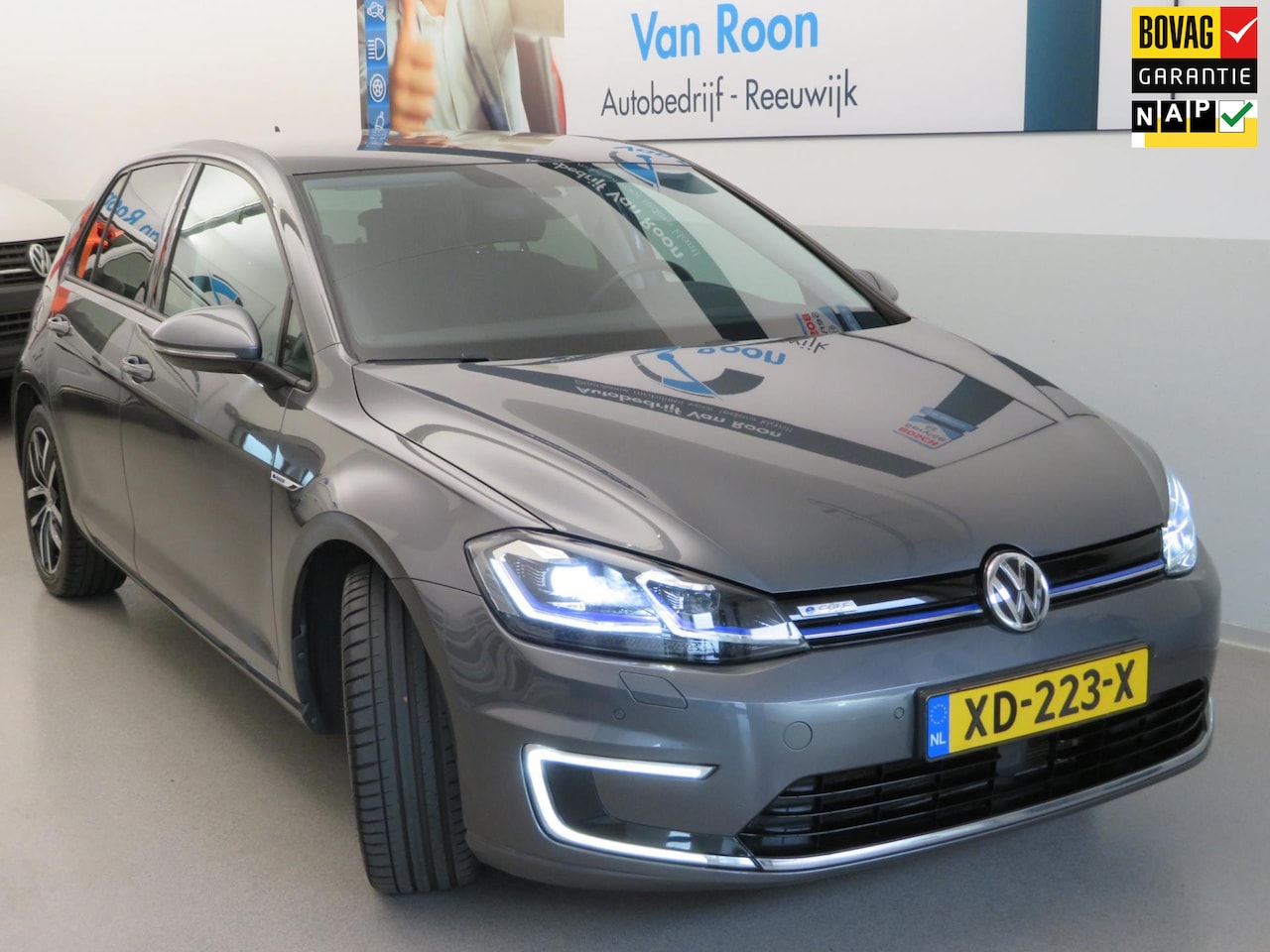 Volkswagen e-Golf - VII E-Golf #12Mnd. Garantie!#Warmtepomp!#Virtual Cockpit!#Orig. NL!#Navi!#17"!#1e Eigenaar - AutoWereld.nl