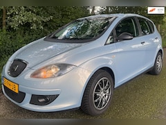 SEAT Altea - 1.6 Reference 2004 ZEER NETTE AUTO NIEUWE APK